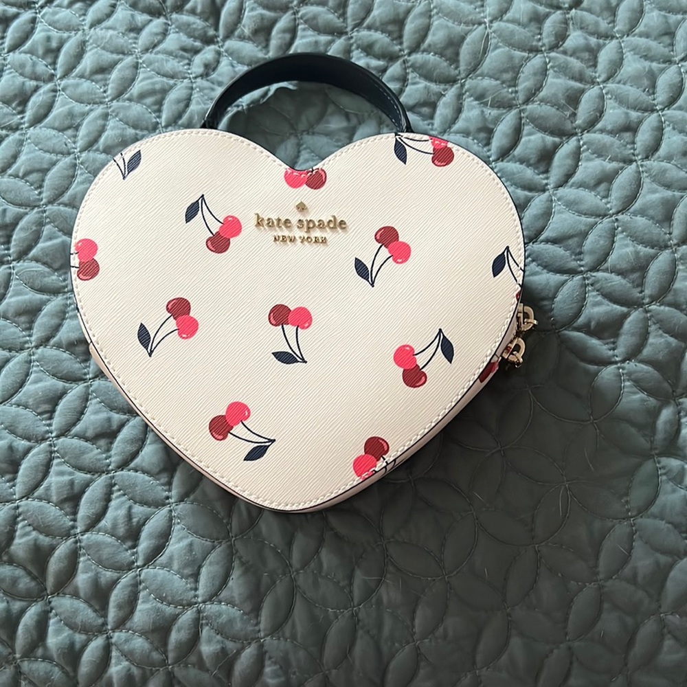 Kate spade heart bag